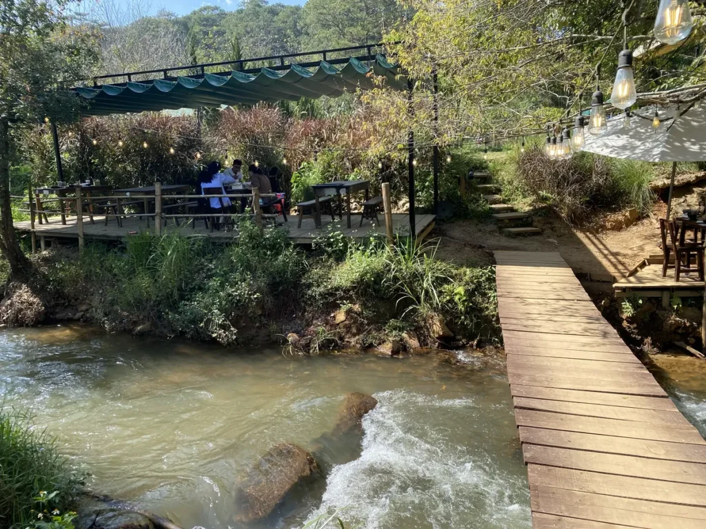 Nha Ben Suoi Da Lat9 1024x768