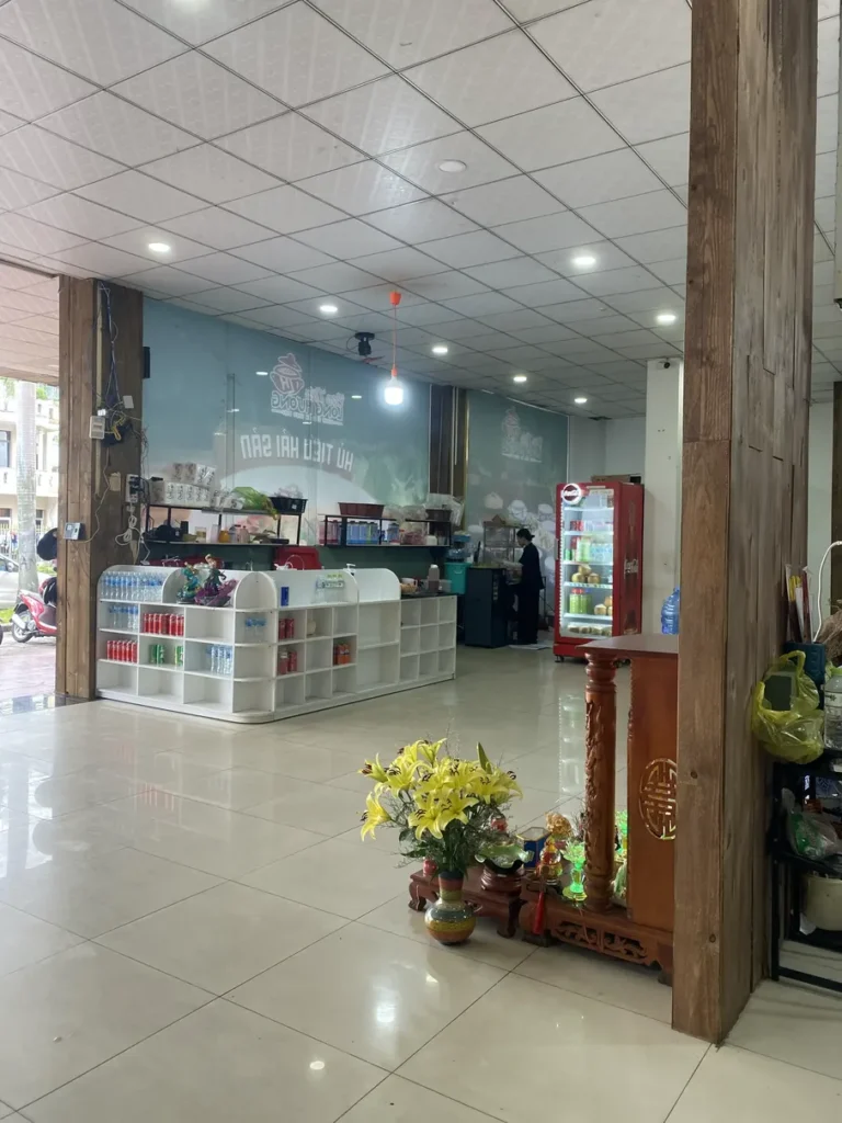 Com nieu Long Huog o Cong chao Ba Ria 3 768x1024