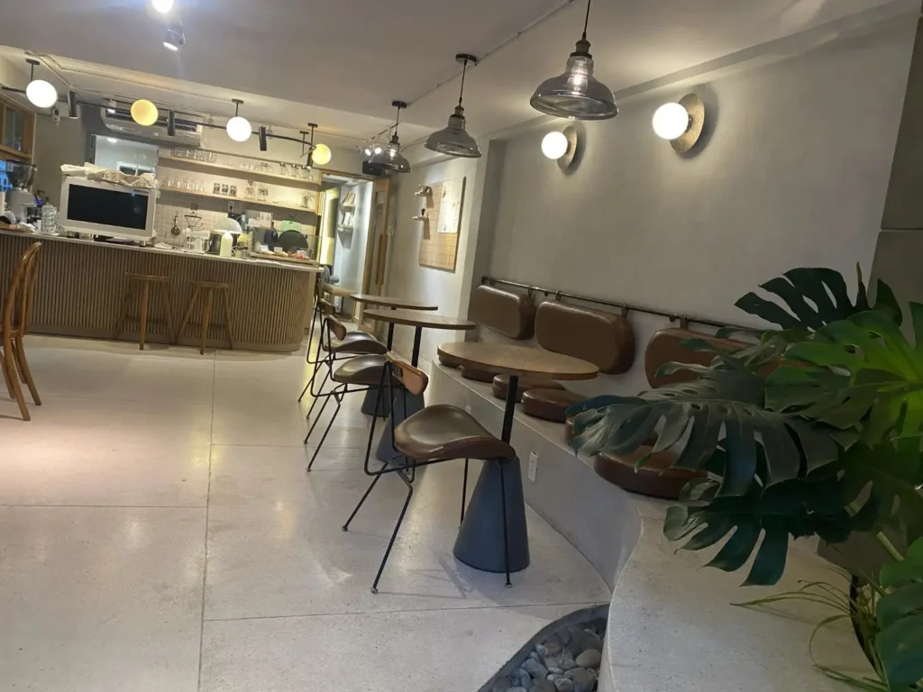 Le Blanc Coffee Space Q4 6 1024x768